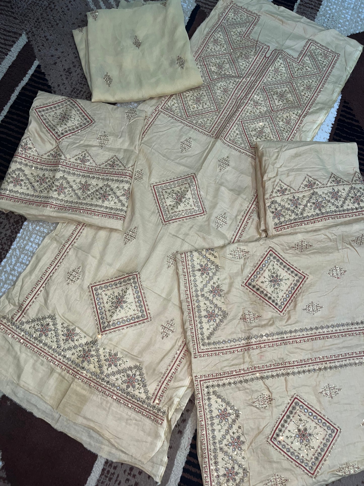 Balochi Kurta 3 pcs Skin (Unstitched/Stitched Both available)