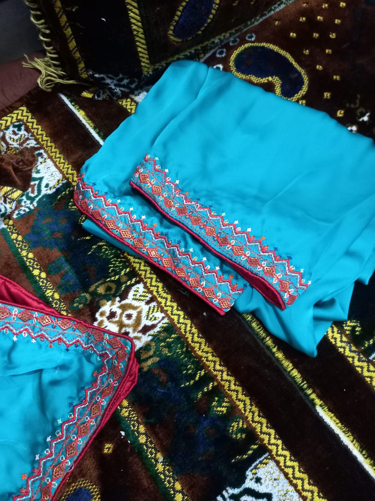 Balochi Kurta Ferozi 3-Piece (Unstitched/Stitched Both available)