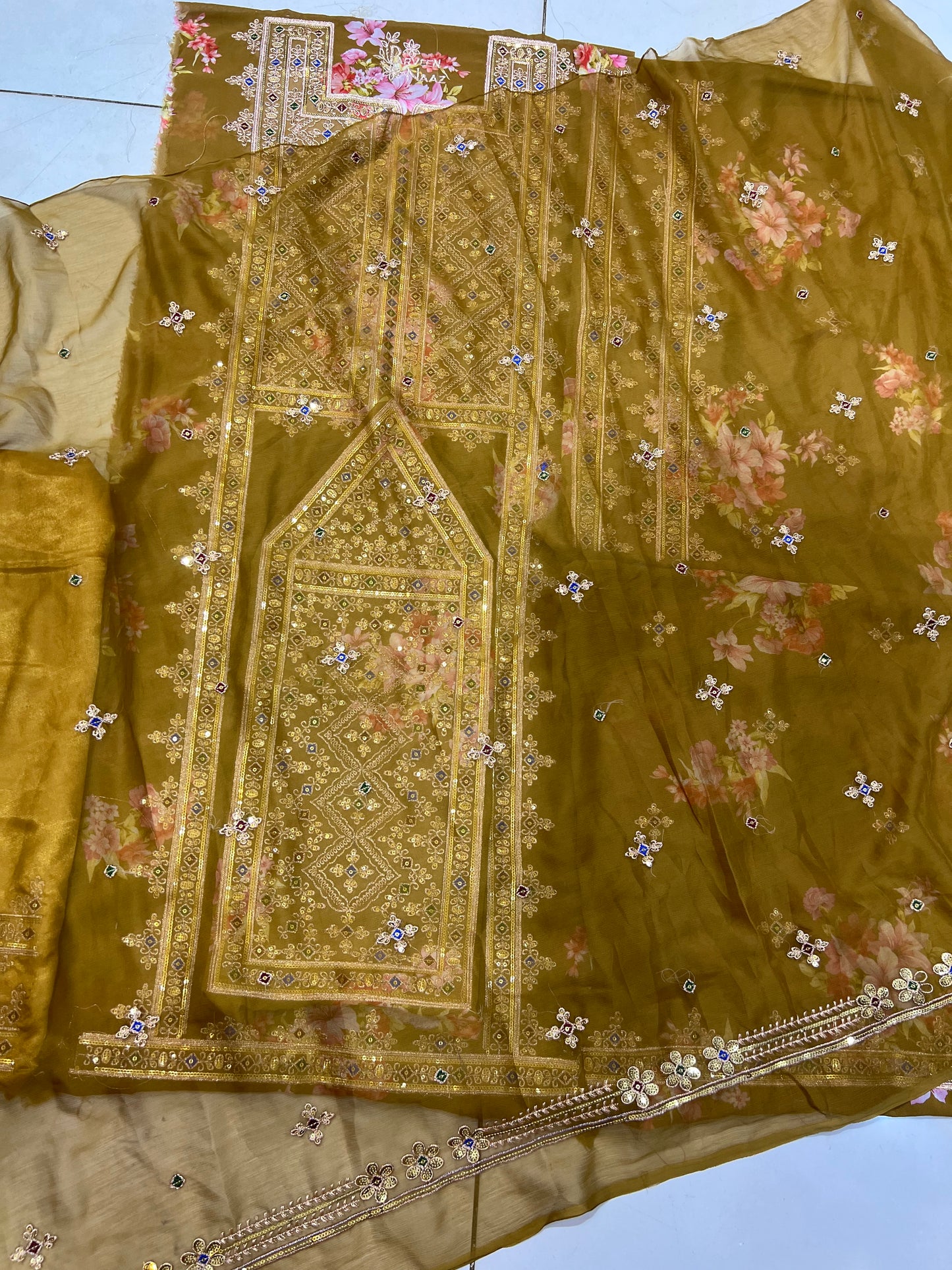 Balochi Dress D#23 Jurjat Front