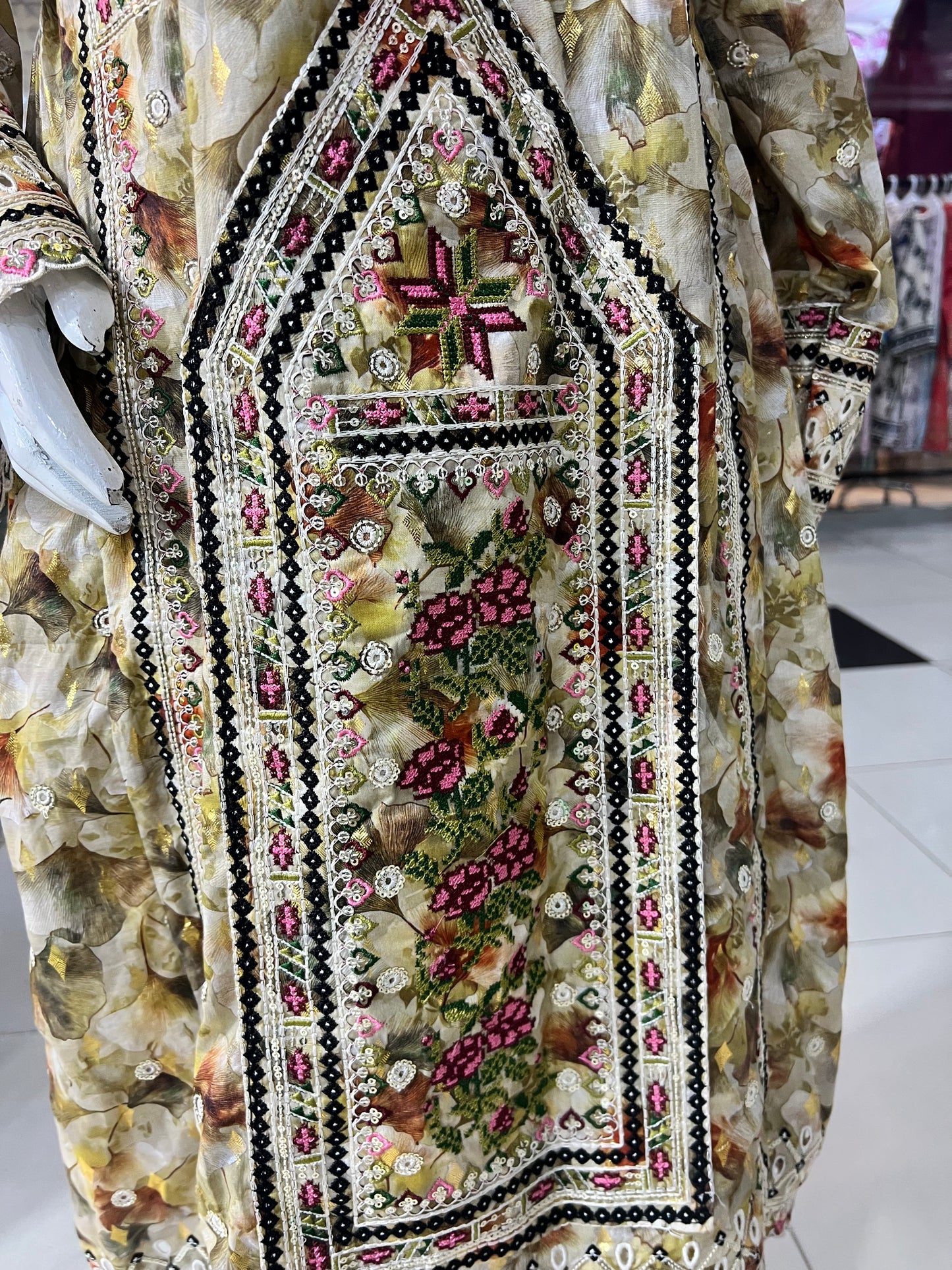 Balochi Dress D#25 Loan fabric 2 Pcs