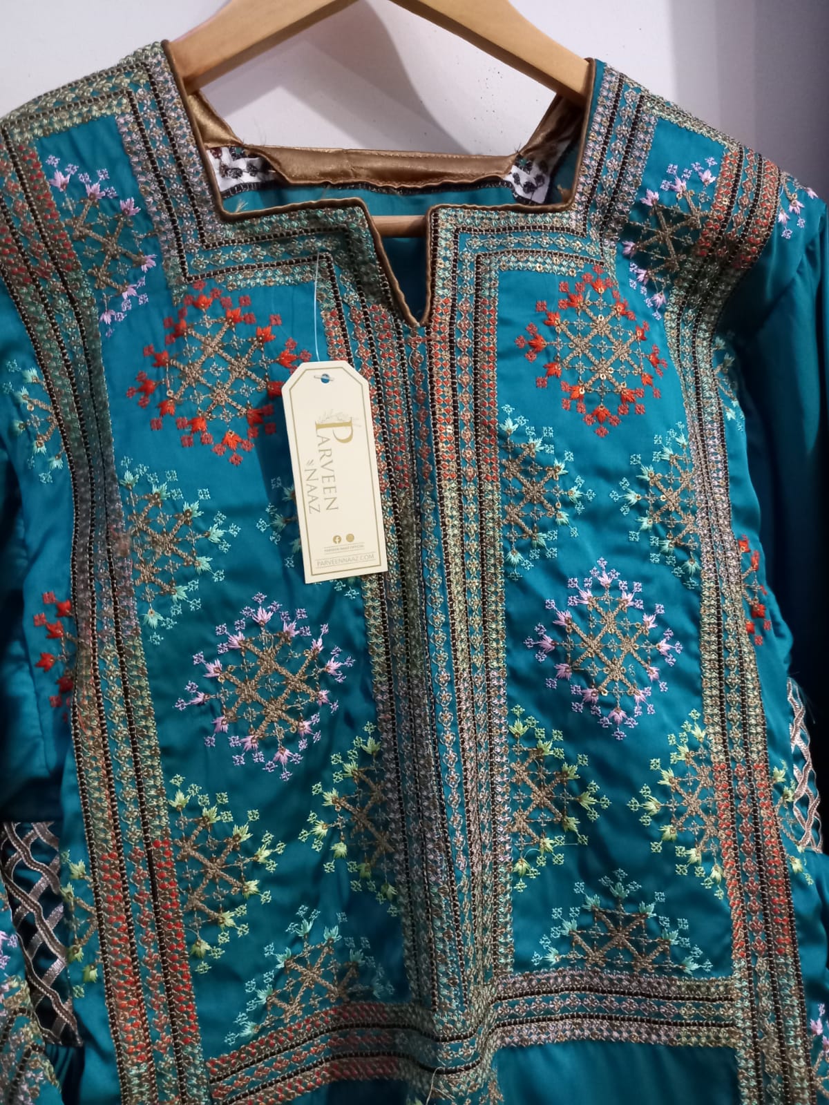 Balochi Kurta Ferozi 3-Piece  (Unstitched/Stitched Both Available)