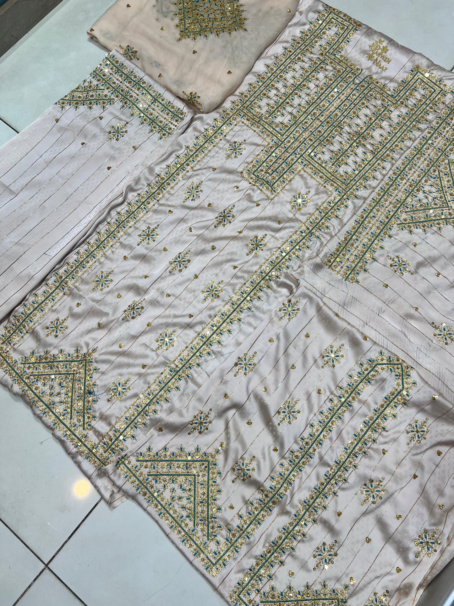 Balochi Kurta Mahrang Fabric 3 pcs (Unstitched/Stitched Both available)