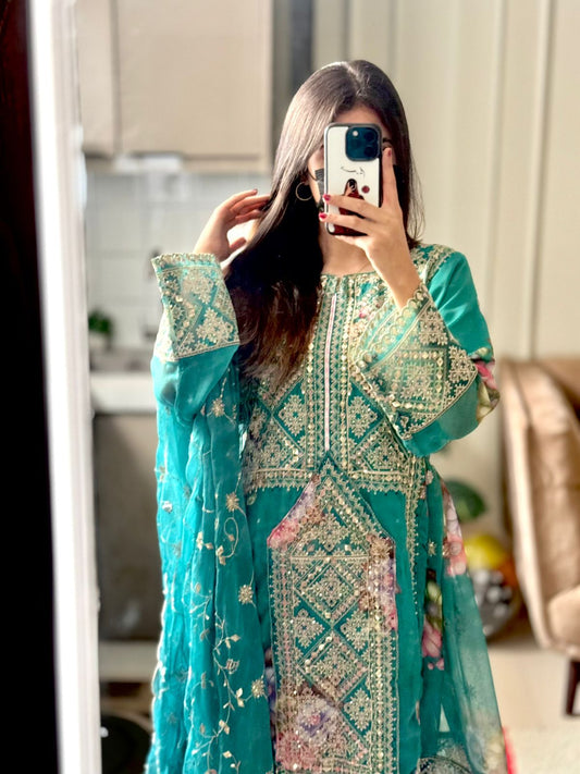 Balochi Formal Dress Ferozi